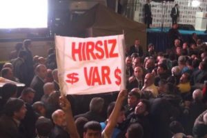 Pankart sanığına, bı&ccedil;aktan 3 bin 400 lira ceza!