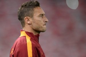 Totti'nin g&ouml;z&uuml; 60 yıllık rekorda!