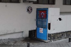 Moto kuryeler arasında bı&ccedil;aklı kavga!