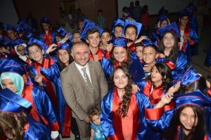 Orhangazi Belediyesi'nden 500 &uuml;niversite &ouml;ğrencisine burs