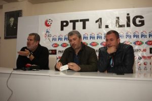 Adanaspor'da 'k&uuml;f&uuml;r' istifası