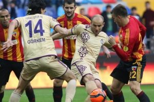 Kayserispor Osmanlıspor'u eli boş g&ouml;nderdi:3-1