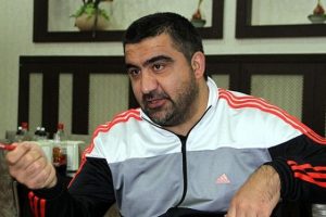 &Uuml;mit &Ouml;zat hakem kararlarına isyan etti!