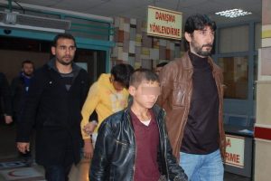 K&uuml;&ccedil;&uuml;k otomobil hırsızları yakalandı
