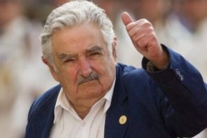 Uruguay Başkanı'ndan giderayak M&uuml;sl&uuml;man tutuklulara torpil