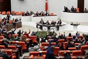 Meclis'te Osmanlıca bilen tek vekil o