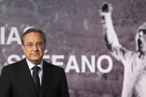 Real Madrid'den tarihi karar!