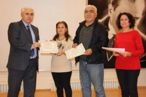 Meyvecilik kursunu başarıyla tamamlayıp sertifika aldılar