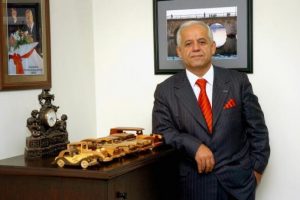 İş d&uuml;nyası petroldeki d&uuml;ş&uuml;ş&uuml;n maliyete yansımasını bekliyor