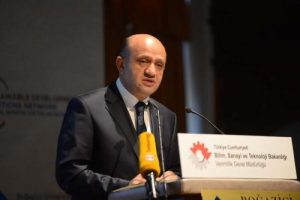 "İhtiya&ccedil;larımızı gelecek nesillerin kaynaklarını t&uuml;ketmeden temin etmeliyiz"