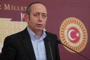 "Tarihi akılla okumuyor, kinle okuyor"