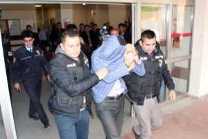Arkadaşını yaraladı, 33 g&uuml;n sonra yakalandı