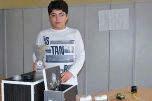 13 yaşında &ouml;yle bir proje &uuml;retti ki