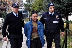 &Ouml;z dayısı tecav&uuml;z etti!