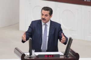 Bakan &Ccedil;elik: "Her konuda mukayeseye hazırız"