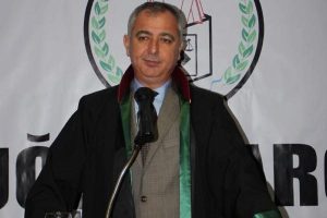 "Yargı erki ile s&uuml;rekli oynanıyor"