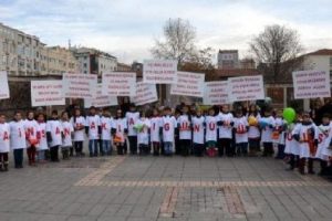 "Toplumun t&uuml;m kesimleri bug&uuml;n&uuml; fırsat bilmeli"