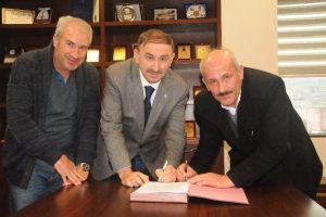 Yeni yılda mahalleler parke taşıyla donatılacak