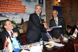 B&uuml;y&uuml;kşehir 'Kapalı &Ccedil;arşı' i&ccedil;in d&uuml;ğmeye bastı