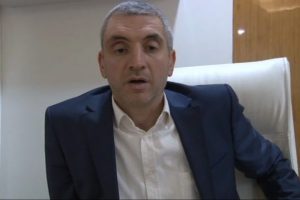 AVM'ler pazar günü kapanmak istemiyor 