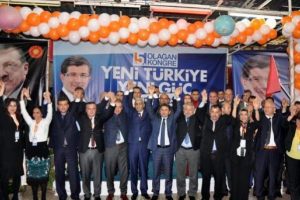 Ak Parti'de a&ccedil;ık oy baskısı iddiası