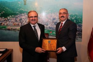 "Bu şehrin başarısı i&ccedil;in &ccedil;alışıyoruz"