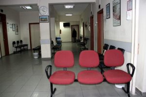 Bursa'da doktorlar grev yaptı, hastalar kapıdan d&ouml;nd&uuml;