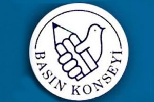 "Korku ve gerilimden değil, &ouml;zg&uuml;rl&uuml;klerden beslenmek istiyoruz"