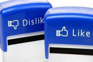 Facebook'a &ccedil;ok beklenen Dislike tuşu gelebilir