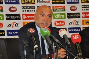 &Ccedil;aykur Rizespor'la anlaştı