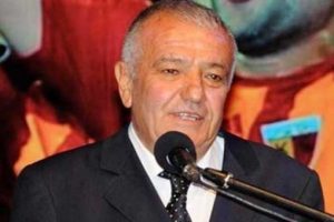 Yarım saatte başkan oldu 1 dakikada istifa etti!