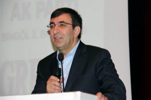 Bakan Yılmaz: "B&uuml;y&uuml;mede 0,4 puan artış &ouml;ng&ouml;r&uuml;yoruz"