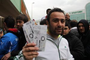 Bursaspor-Trabzonspor ma&ccedil;ının biletleri satışta!