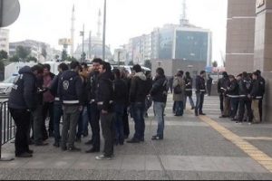 Adalet Sarayı'nda geniş g&uuml;venlik &ouml;nlemi