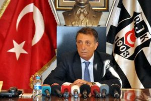 ''Liverpool d&uuml;ş&uuml;ns&uuml;n''