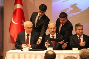 İlk milli uydu i&ccedil;in imzalar atıldı