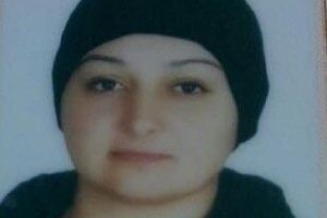 Barışma teklifini kabul etmeyen eşini &ouml;ld&uuml;rd&uuml;