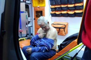 &Ouml;nce gasp ettiler sonra bı&ccedil;akladılar