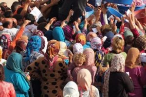 TASİŞ, 'Yardım malzemelerini' satışa &ccedil;ıkardı