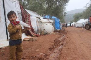 Suriyeli 150 bin &ccedil;ocuk zor şartlarda yaşıyor