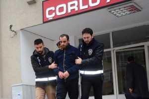 Liseli kızı tacizden tutuklandı