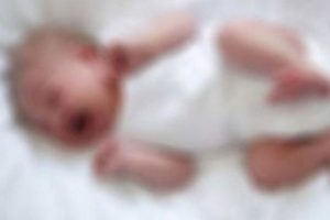 İşsiz anne 24 g&uuml;nl&uuml;k bebeğini diri diri g&ouml;md&uuml;