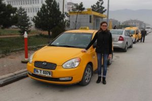 Ev kadınlığından sonra taksi şof&ouml;rl&uuml;ğ&uuml; kolay geldi
