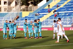 Adana Demirspor'u Beykan sırtladı!