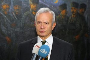 Ve Hayri İn&ouml;n&uuml; a&ccedil;ıklama yaptı
