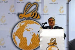 Ahmet &Ouml;zal, 'Ana Parti'yi tanıttı