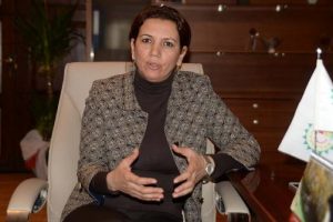 ''&Ccedil;&ouml;z&uuml;m s&uuml;reci iki ucu keskin bı&ccedil;ak gibi''