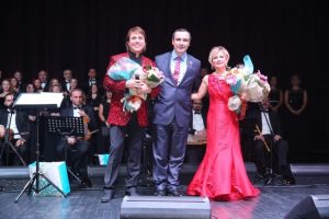 Nil&uuml;fer'de sanat m&uuml;ziği ziyafeti