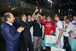 Bursa Yıldırım'ın şampiyonu zabıta!