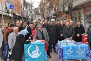 Uygur T&uuml;rkleri i&ccedil;in imza kampanyası
